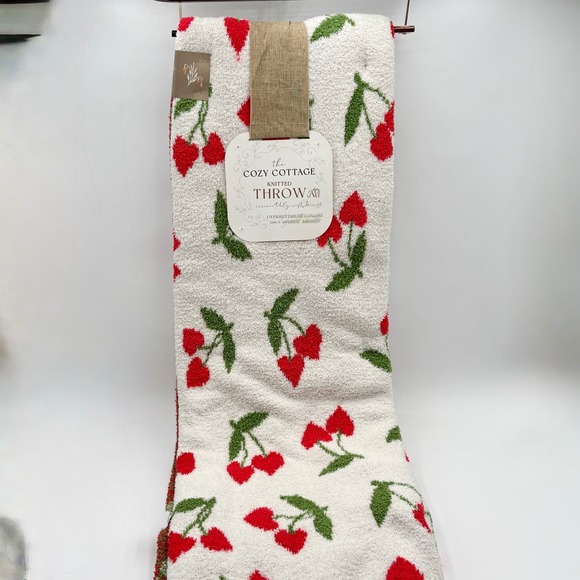 The Cozy Cottage Knitted Throw Blanket Oversized Soft Cherry Cherries - Picture 1 of 8